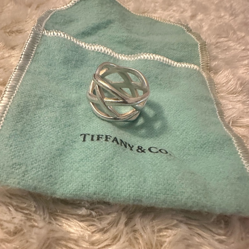 ❌SOLD❌Tiffany Ring size 5.5